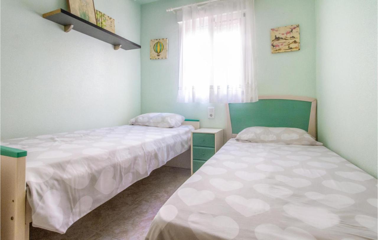 Lovely Apartment In Santa Pola With Wifi エクステリア 写真